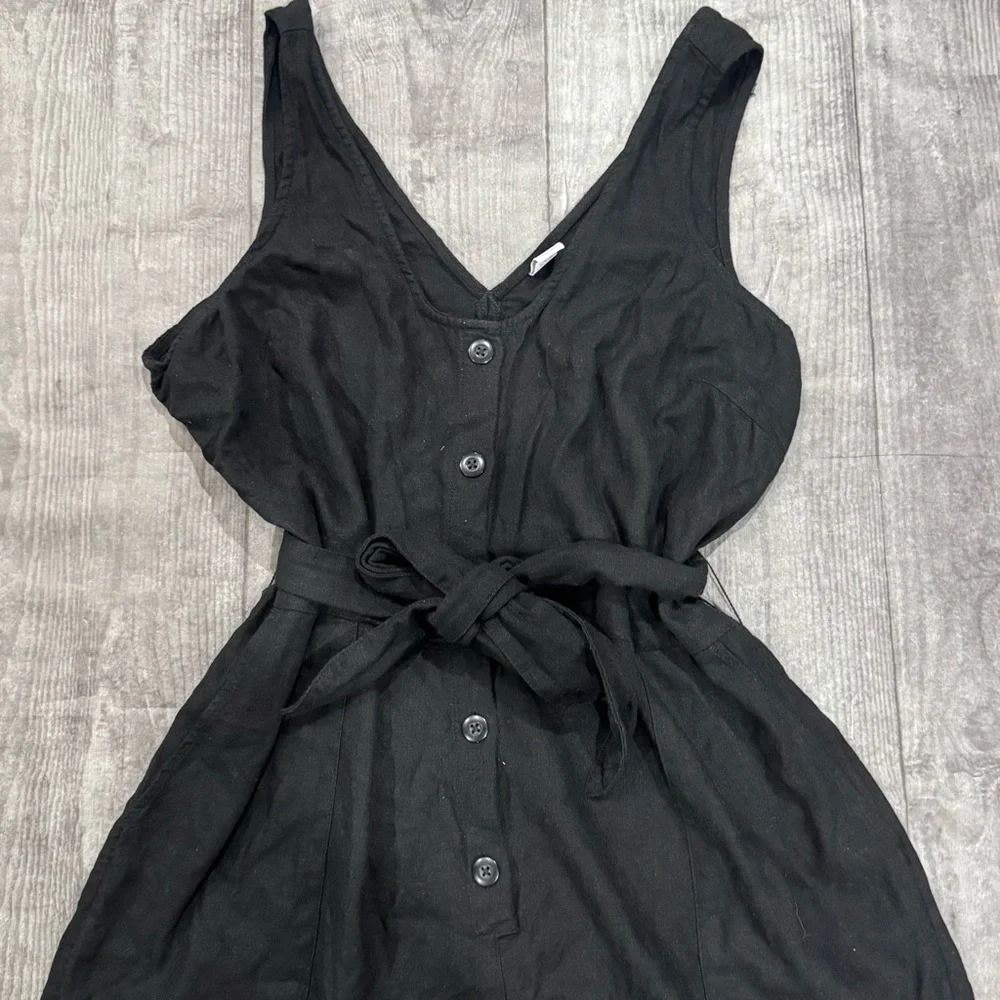 Old Navy Black Sleeveless Jumpsuit - Picture 3 of 5